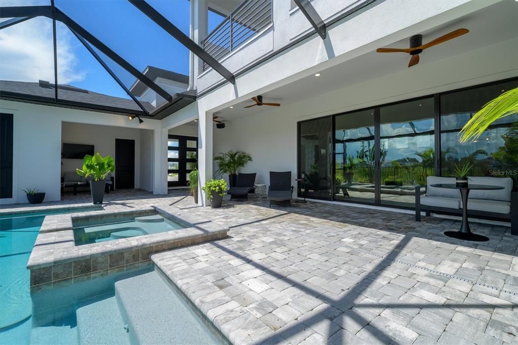 For Sale: $969,900 (5 beds, 4 baths, 3271 Square Feet)