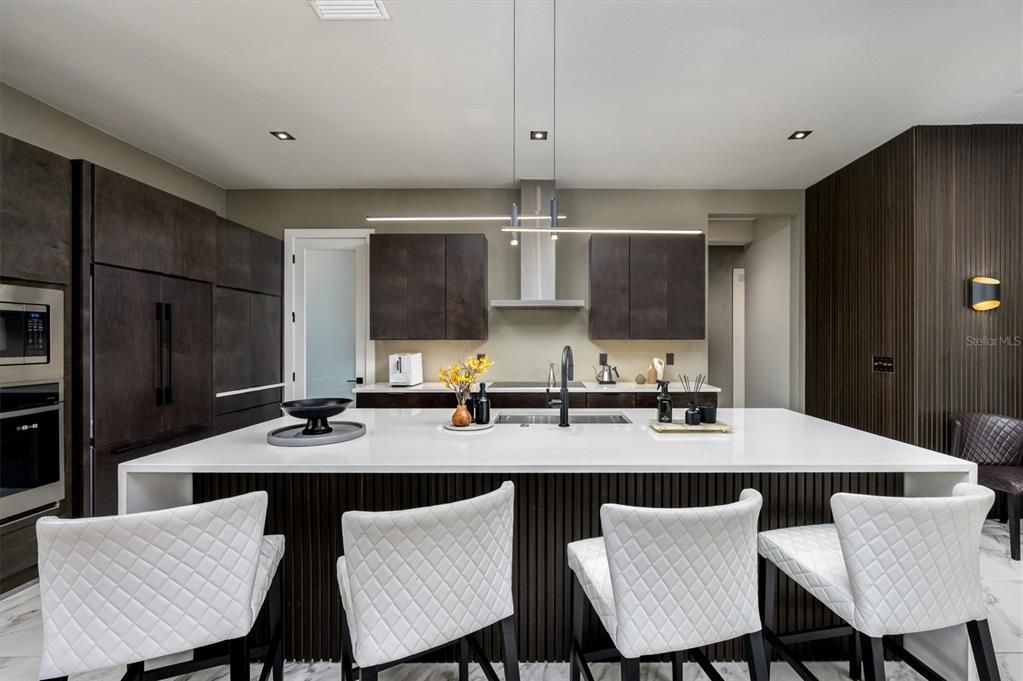 For Sale: $969,900 (5 beds, 4 baths, 3271 Square Feet)