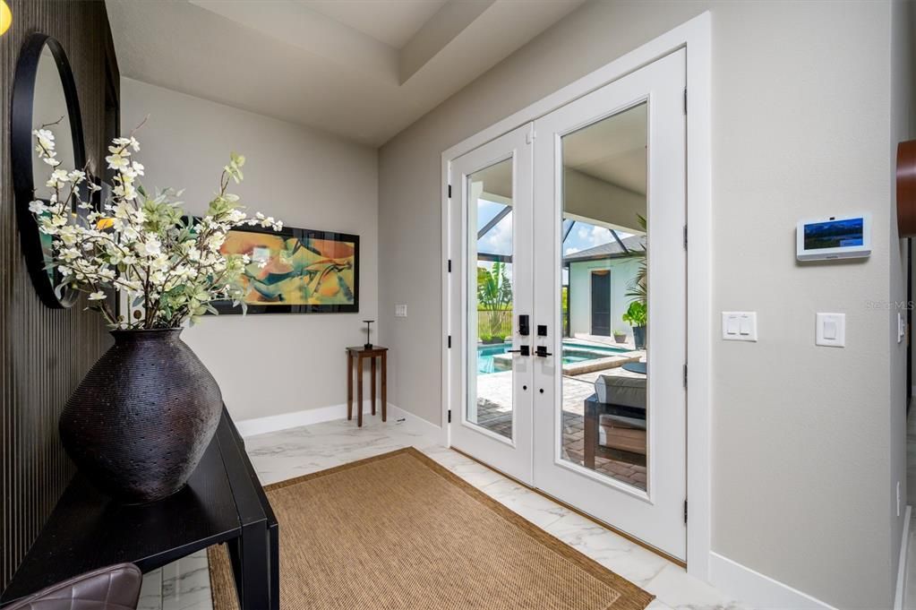 For Sale: $969,900 (5 beds, 4 baths, 3271 Square Feet)