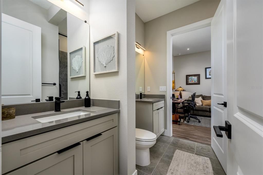 For Sale: $969,900 (5 beds, 4 baths, 3271 Square Feet)