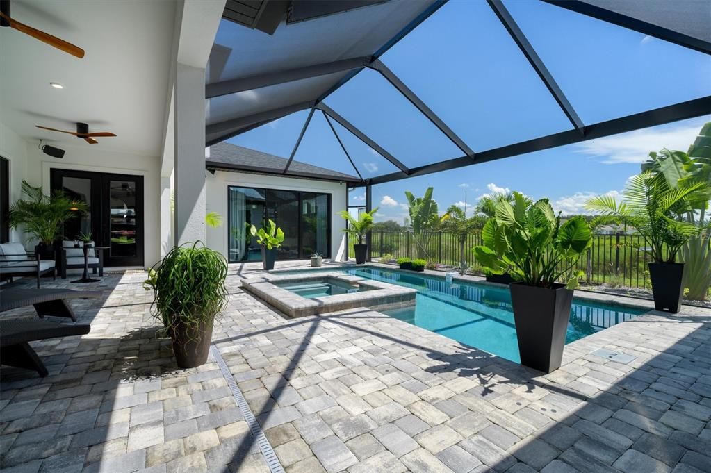 For Sale: $969,900 (5 beds, 4 baths, 3271 Square Feet)