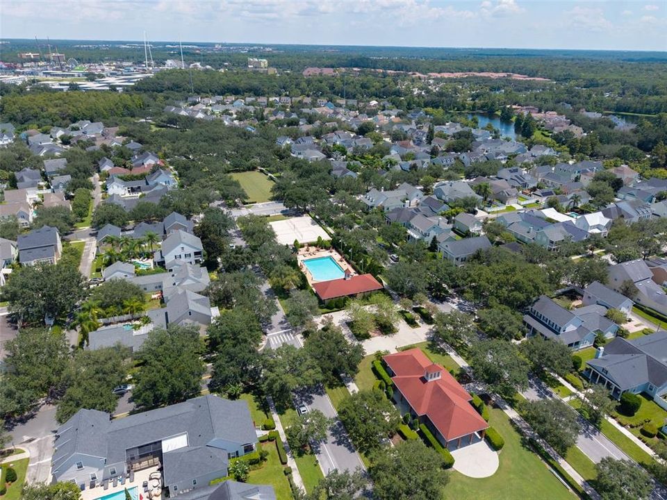 合同活跃: $728,000 (4 贝兹, 3 浴室, 2077 平方英尺)