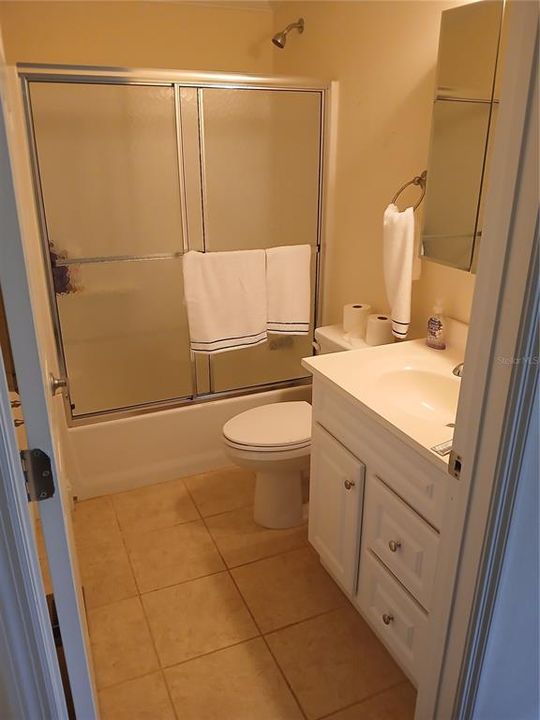 En Venta: $169,000 (2 camas, 2 baños, 984 Pies cuadrados)