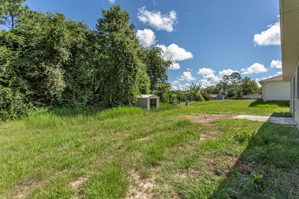 Под контрактом: $219,900 (4 спален, 2 ванн, 1649 Квадратных фут)