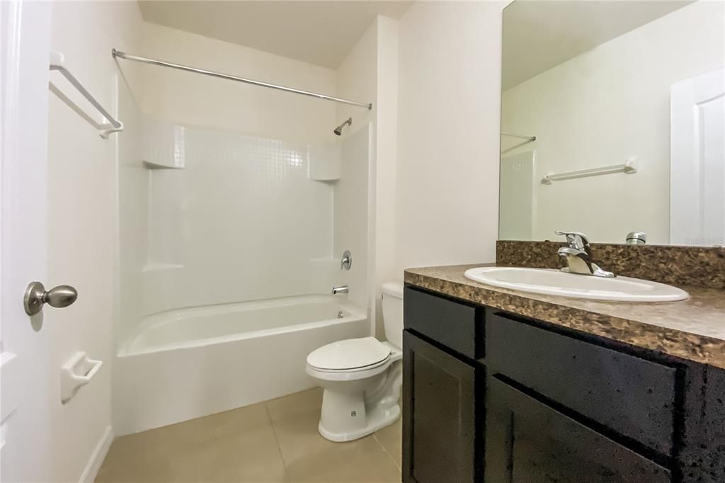 Active With Contract: $1,785 (3 beds, 2 baths, 1607 Square Feet)
