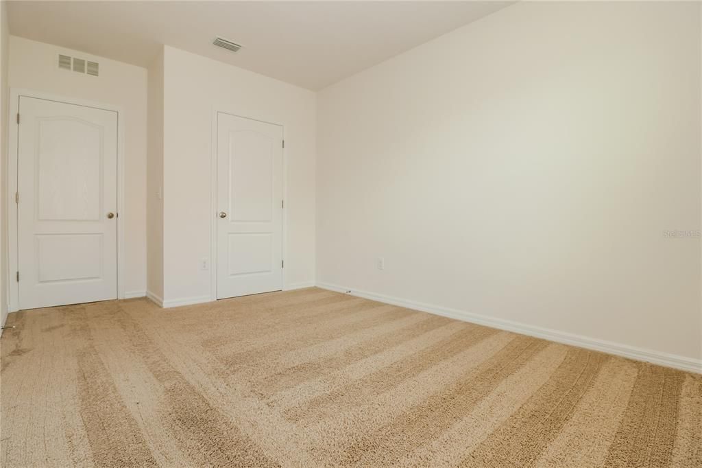 Active With Contract: $1,785 (3 beds, 2 baths, 1607 Square Feet)