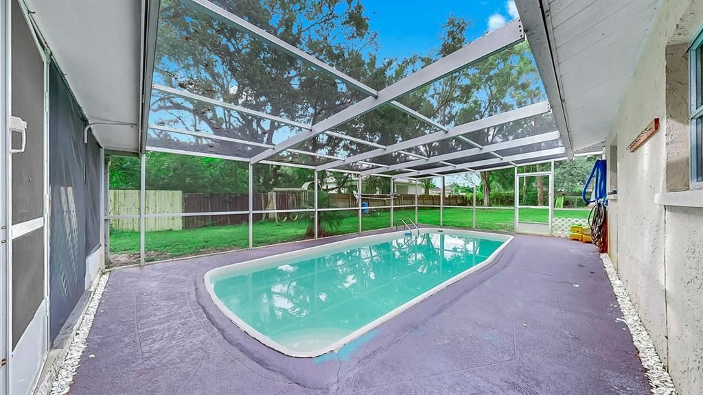 For Sale: $320,000 (3 beds, 1 baths, 1444 Square Feet)