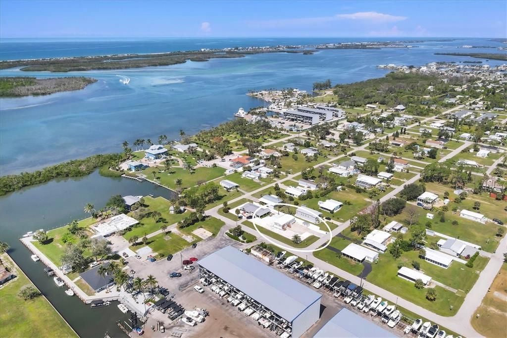 For Rent: $3,300 (3 beds, 2 baths, 900 Square Feet)