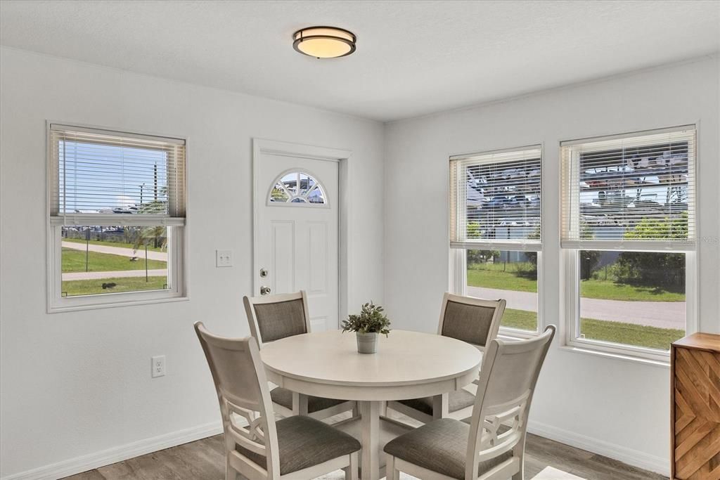 For Rent: $3,300 (3 beds, 2 baths, 900 Square Feet)