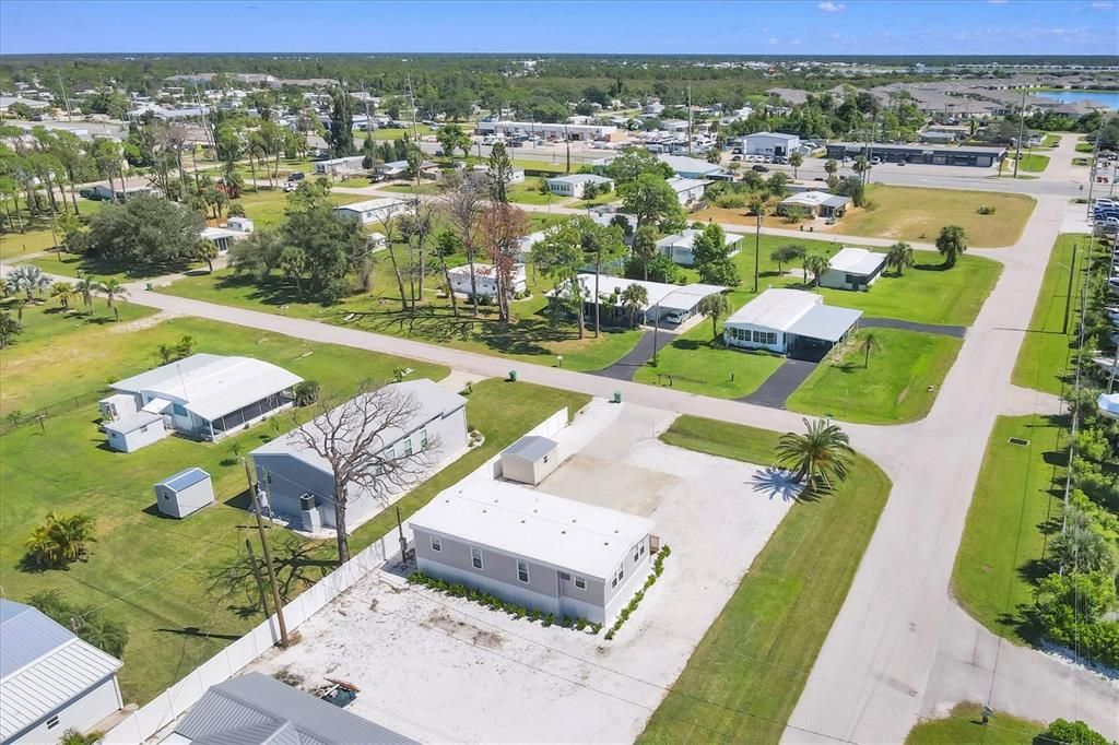 For Rent: $3,300 (3 beds, 2 baths, 900 Square Feet)