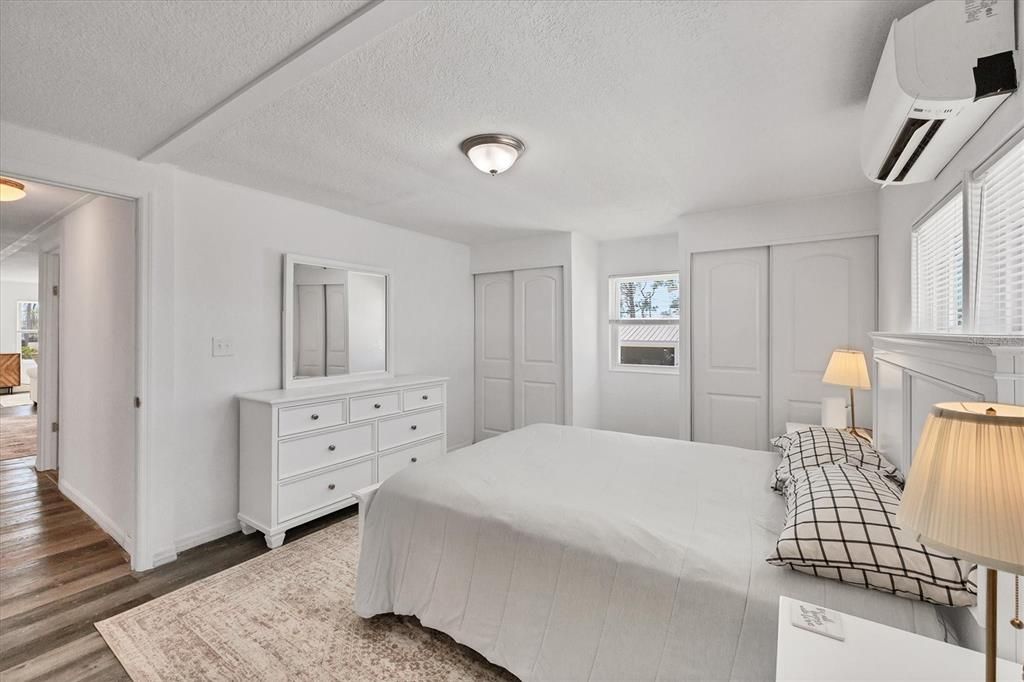 For Rent: $3,300 (3 beds, 2 baths, 900 Square Feet)