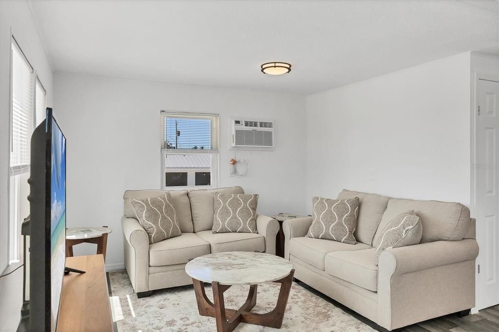 For Rent: $3,300 (3 beds, 2 baths, 900 Square Feet)