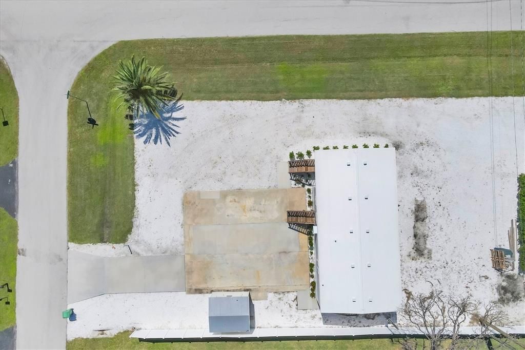 For Rent: $3,300 (3 beds, 2 baths, 900 Square Feet)