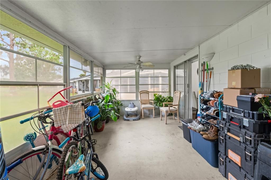 待售: $220,000 (2 贝兹, 2 浴室, 864 平方英尺)