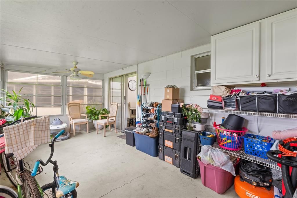 待售: $220,000 (2 贝兹, 2 浴室, 864 平方英尺)