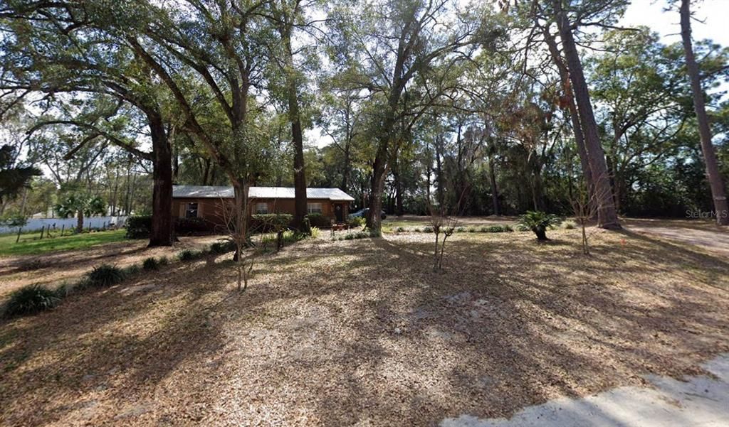 Recently Sold: $273,000 (3 beds, 2 baths, 1300 Square Feet)