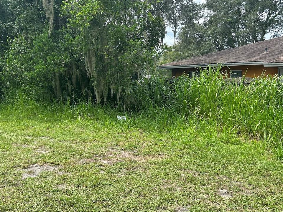 待售: $60,000 (0.14 acres)