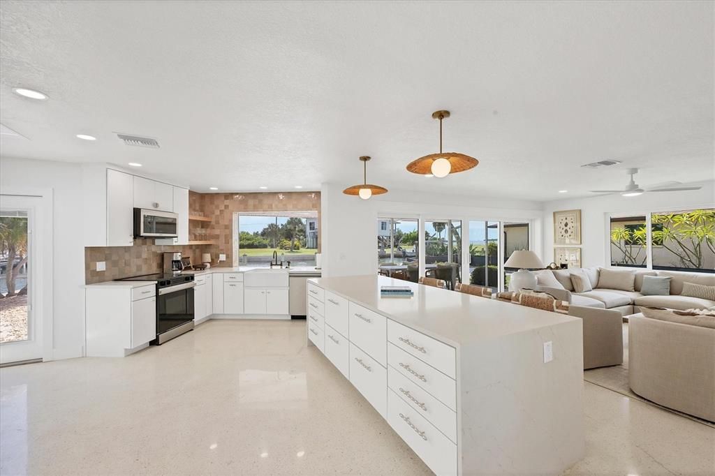 For Rent: $7,500 (2 beds, 2 baths, 1394 Square Feet)