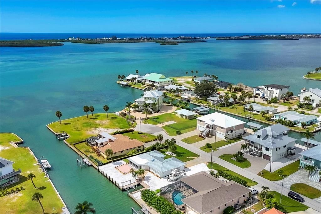 For Rent: $7,500 (2 beds, 2 baths, 1394 Square Feet)