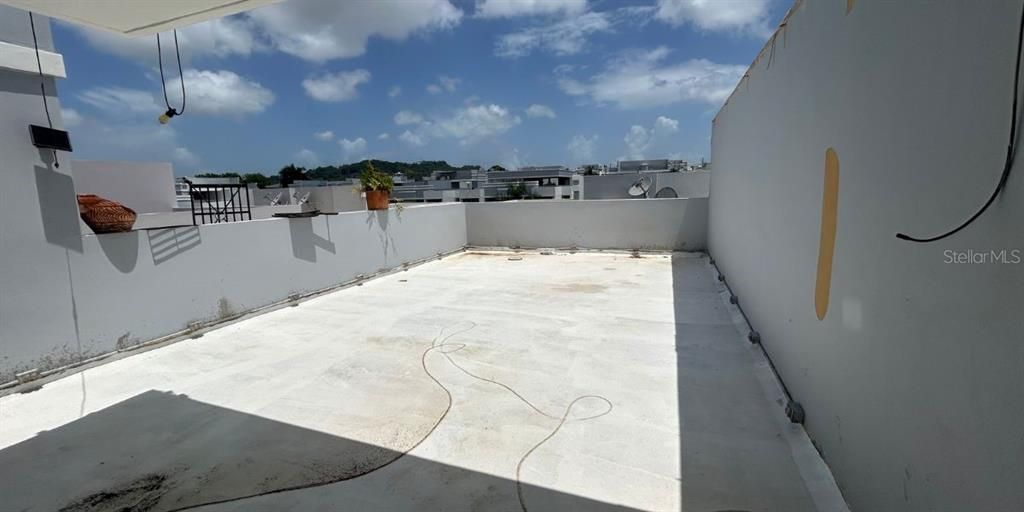 На продажу: $364,900 (3 спален, 2 ванн, 1922 Квадратных фут)