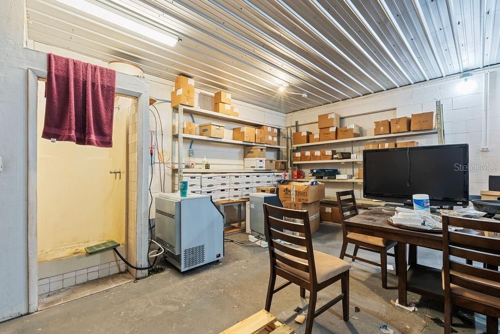 На продажу: $315,000 (0 спален, 0 ванн, 1500 Квадратных фут)