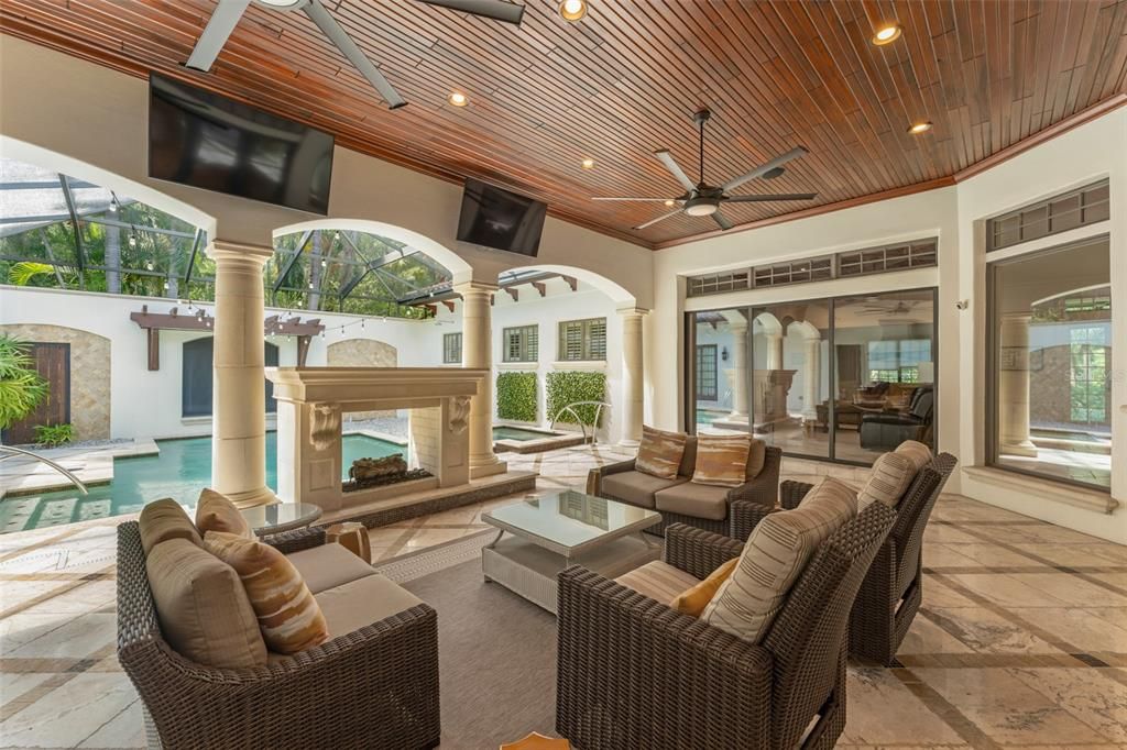 For Sale: $3,699,000 (3 beds, 3 baths, 4262 Square Feet)