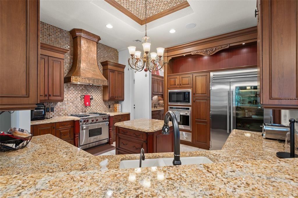 For Sale: $3,699,000 (3 beds, 3 baths, 4262 Square Feet)