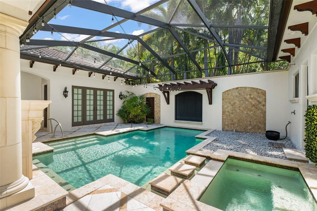 For Sale: $3,699,000 (3 beds, 3 baths, 4262 Square Feet)