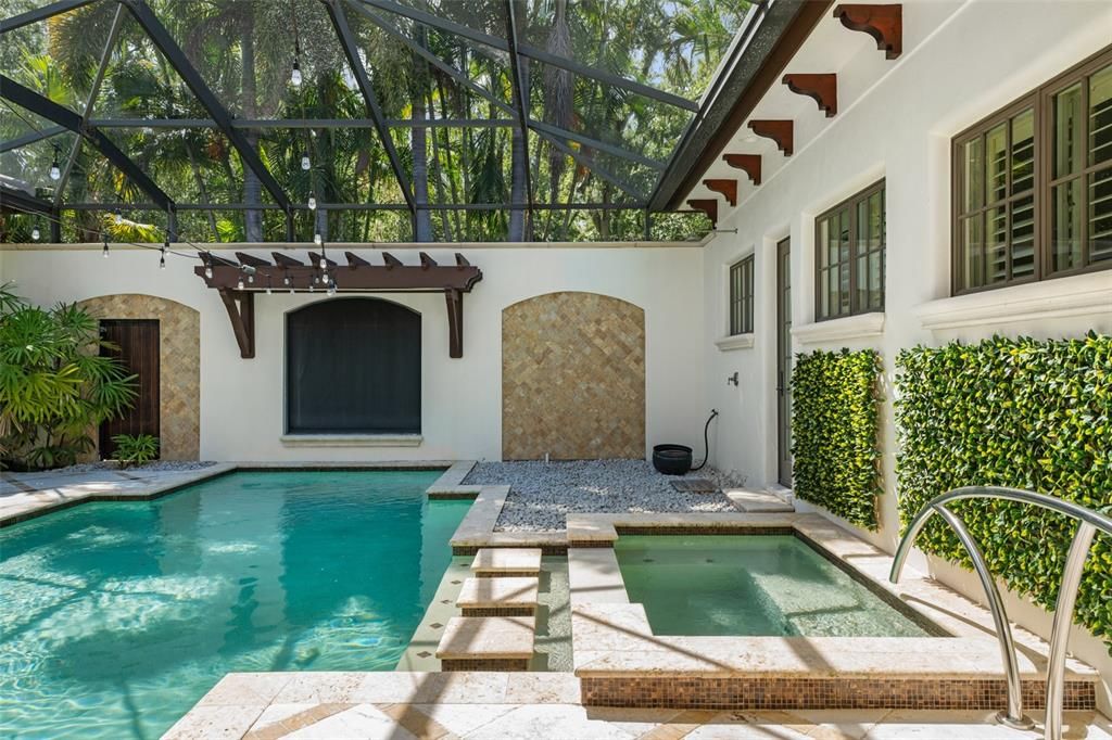 For Sale: $3,699,000 (3 beds, 3 baths, 4262 Square Feet)