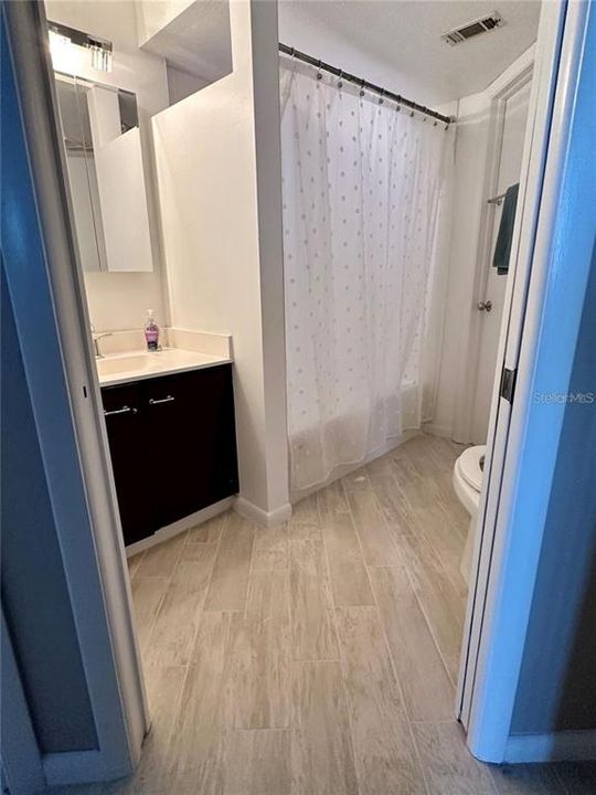 For Rent: $3,700 (2 beds, 2 baths, 1093 Square Feet)