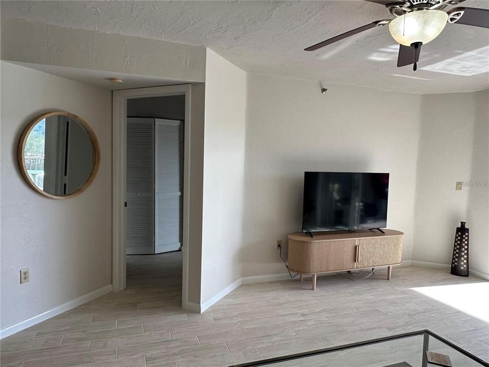 For Rent: $3,700 (2 beds, 2 baths, 1093 Square Feet)