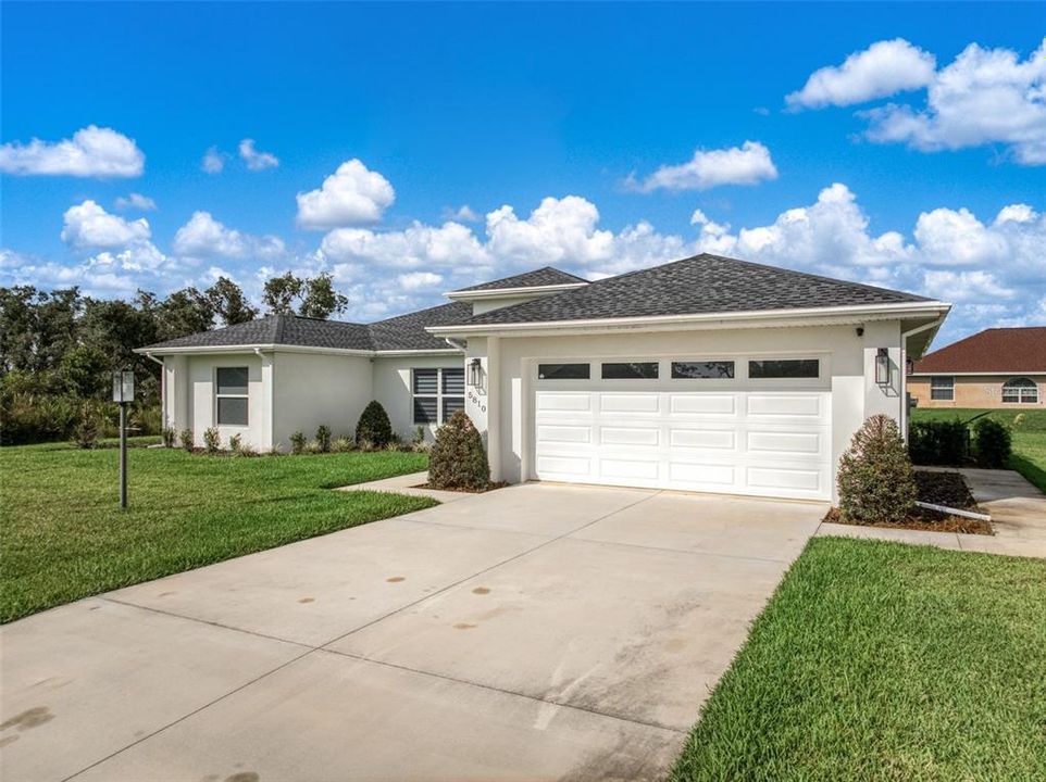 For Sale: $342,900 (3 beds, 2 baths, 1640 Square Feet)