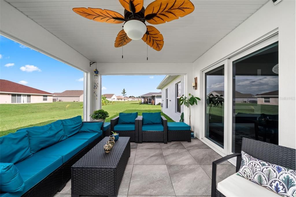 For Sale: $342,900 (3 beds, 2 baths, 1640 Square Feet)