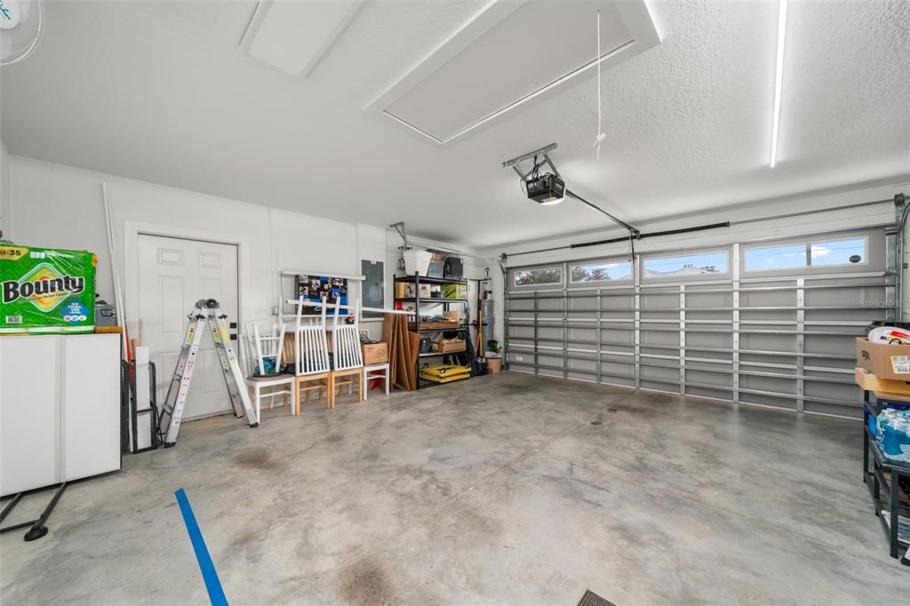 For Sale: $342,900 (3 beds, 2 baths, 1640 Square Feet)