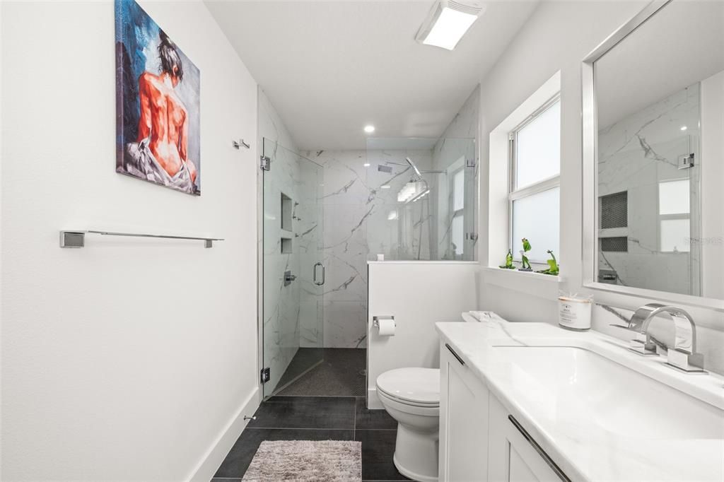 For Sale: $342,900 (3 beds, 2 baths, 1640 Square Feet)