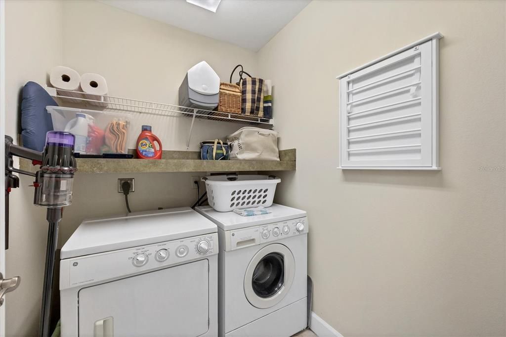 For Rent: $5,910 (3 beds, 2 baths, 2003 Square Feet)