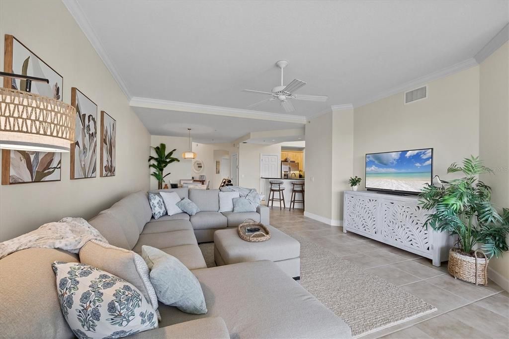 For Rent: $5,910 (3 beds, 2 baths, 2003 Square Feet)