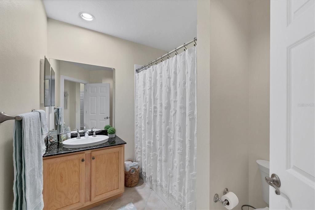 For Rent: $5,910 (3 beds, 2 baths, 2003 Square Feet)