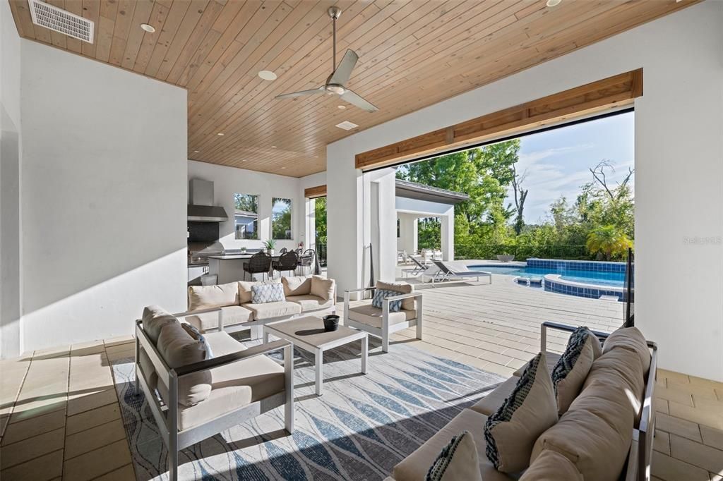 For Sale: $3,550,000 (10 beds, 10 baths, 8676 Square Feet)