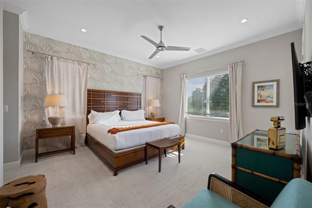 For Sale: $3,550,000 (10 beds, 10 baths, 8676 Square Feet)