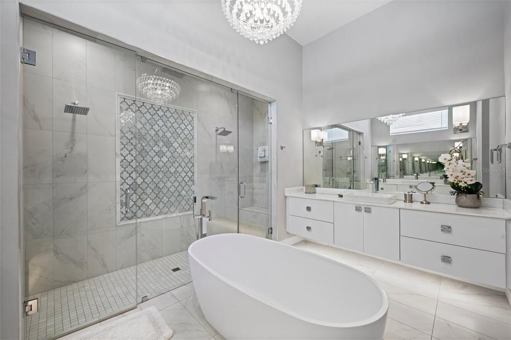 For Sale: $3,550,000 (10 beds, 10 baths, 8676 Square Feet)