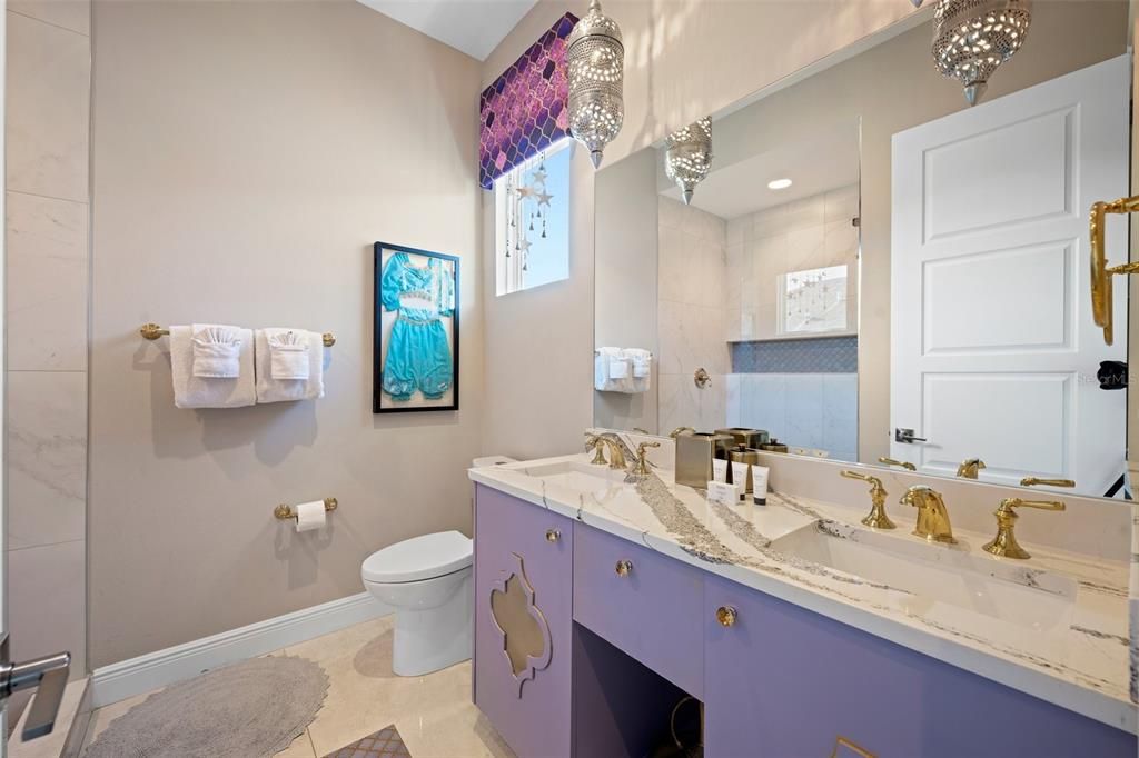 For Sale: $3,550,000 (10 beds, 10 baths, 8676 Square Feet)