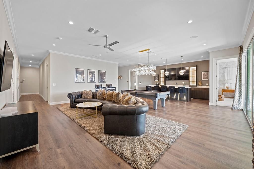 For Sale: $3,550,000 (10 beds, 10 baths, 8676 Square Feet)