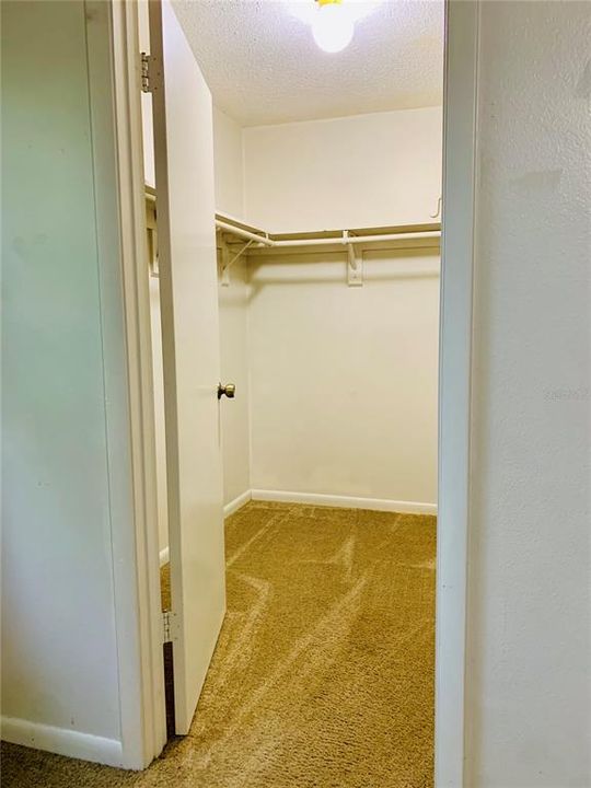 На продажу: $260,000 (2 спален, 2 ванн, 1410 Квадратных фут)