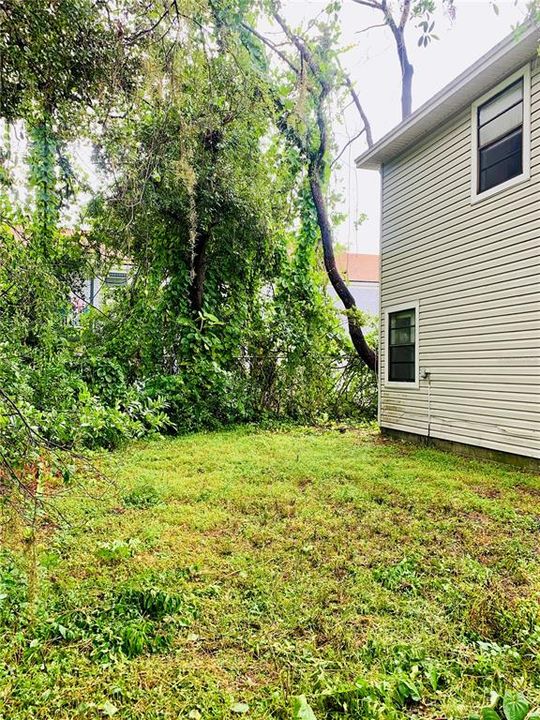 На продажу: $260,000 (2 спален, 2 ванн, 1410 Квадратных фут)