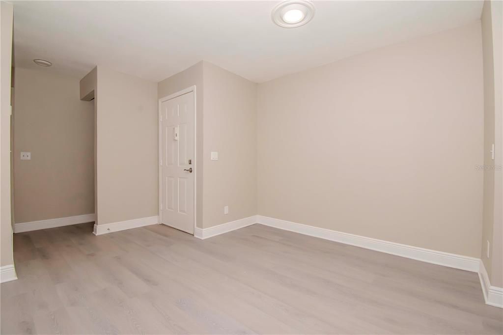 Activo con contrato: $925,000 (12 camas, 0 baños, 5508 Pies cuadrados)