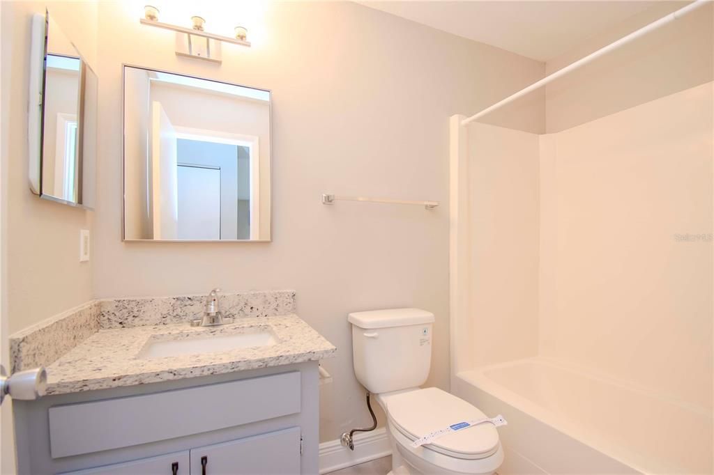 Activo con contrato: $925,000 (12 camas, 0 baños, 5508 Pies cuadrados)