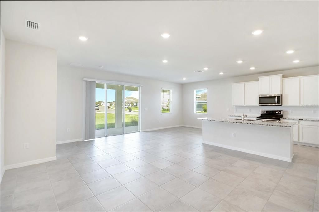 For Rent: $2,850 (4 beds, 2 baths, 2036 Square Feet)