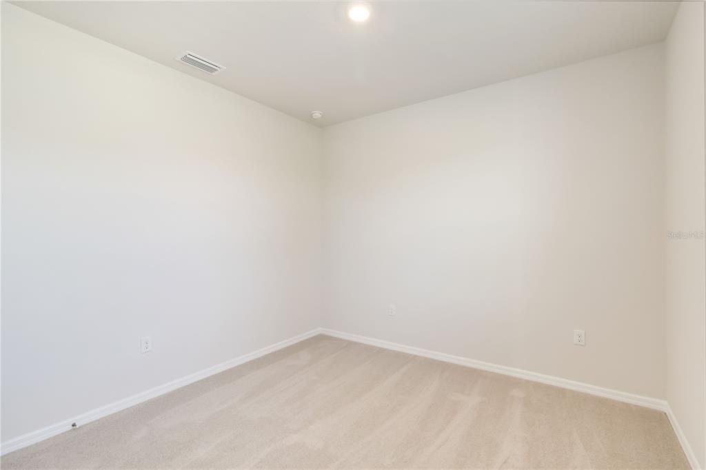 For Rent: $2,850 (4 beds, 2 baths, 2036 Square Feet)