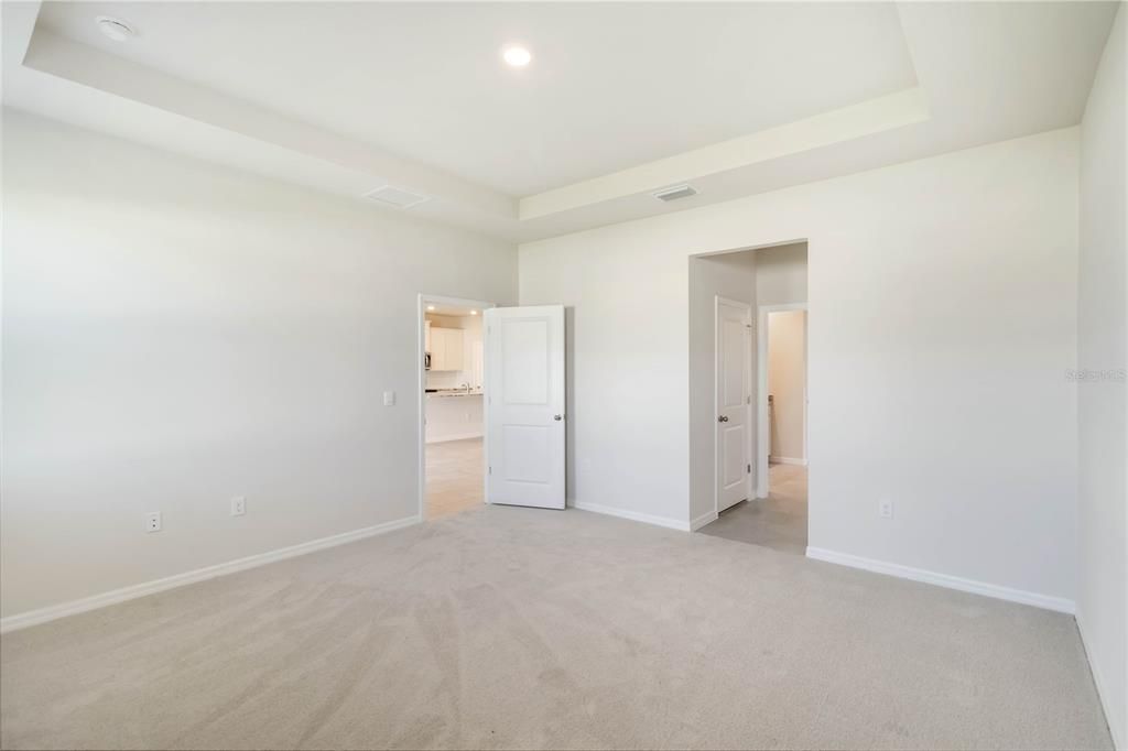 For Rent: $2,850 (4 beds, 2 baths, 2036 Square Feet)